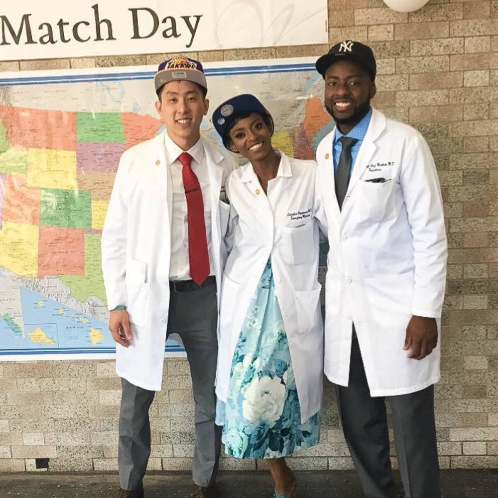 Meet your Posher, Toshia